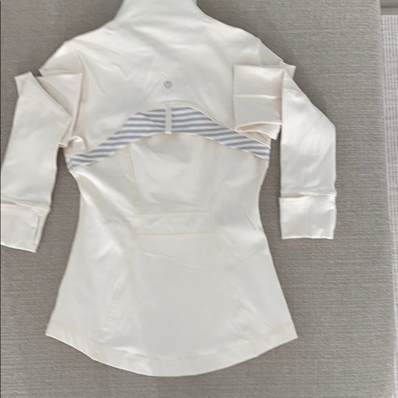 Lululemon Womens Define jacket - Picture 4 of 6